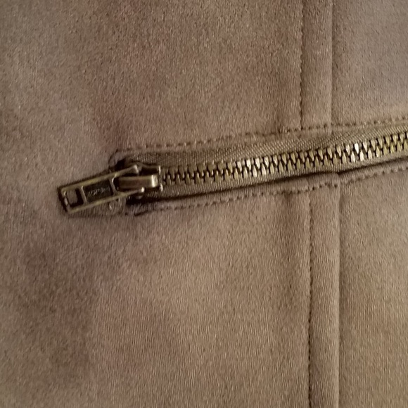 Vegan Suede jacket by Magnolia Grace - Picture 3 of 4